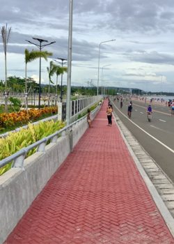 davao-coastal-road-rayfelk